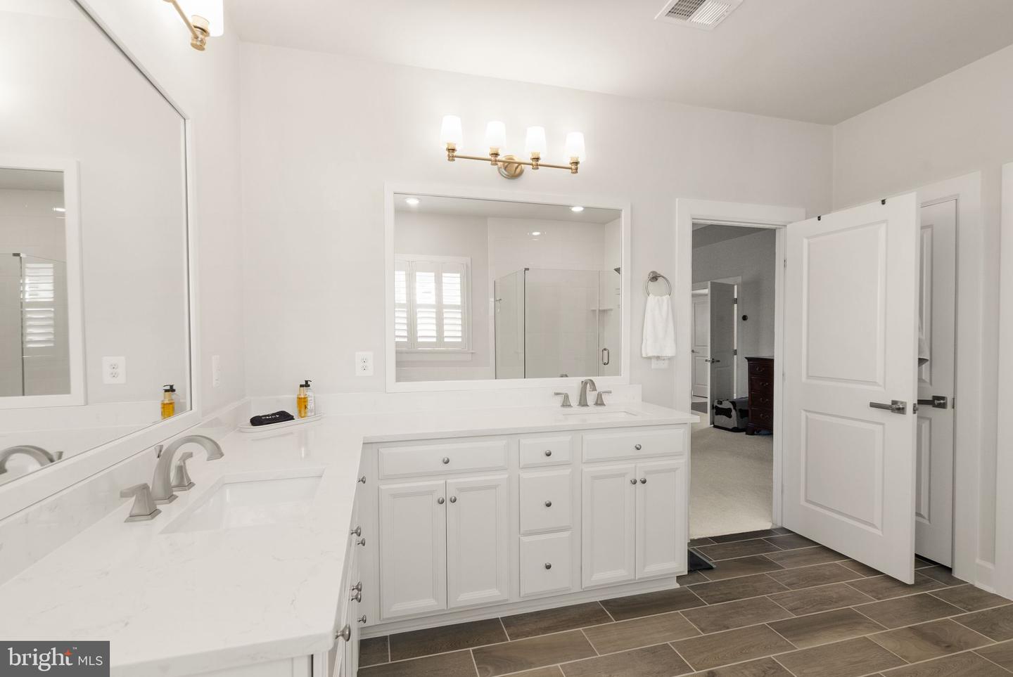 24275 SHINYLEAF CT, ALDIE, Virginia 20105, 5 Bedrooms Bedrooms, ,4 BathroomsBathrooms,Residential,For sale,24275 SHINYLEAF CT,VALO2108390 MLS # VALO2108390