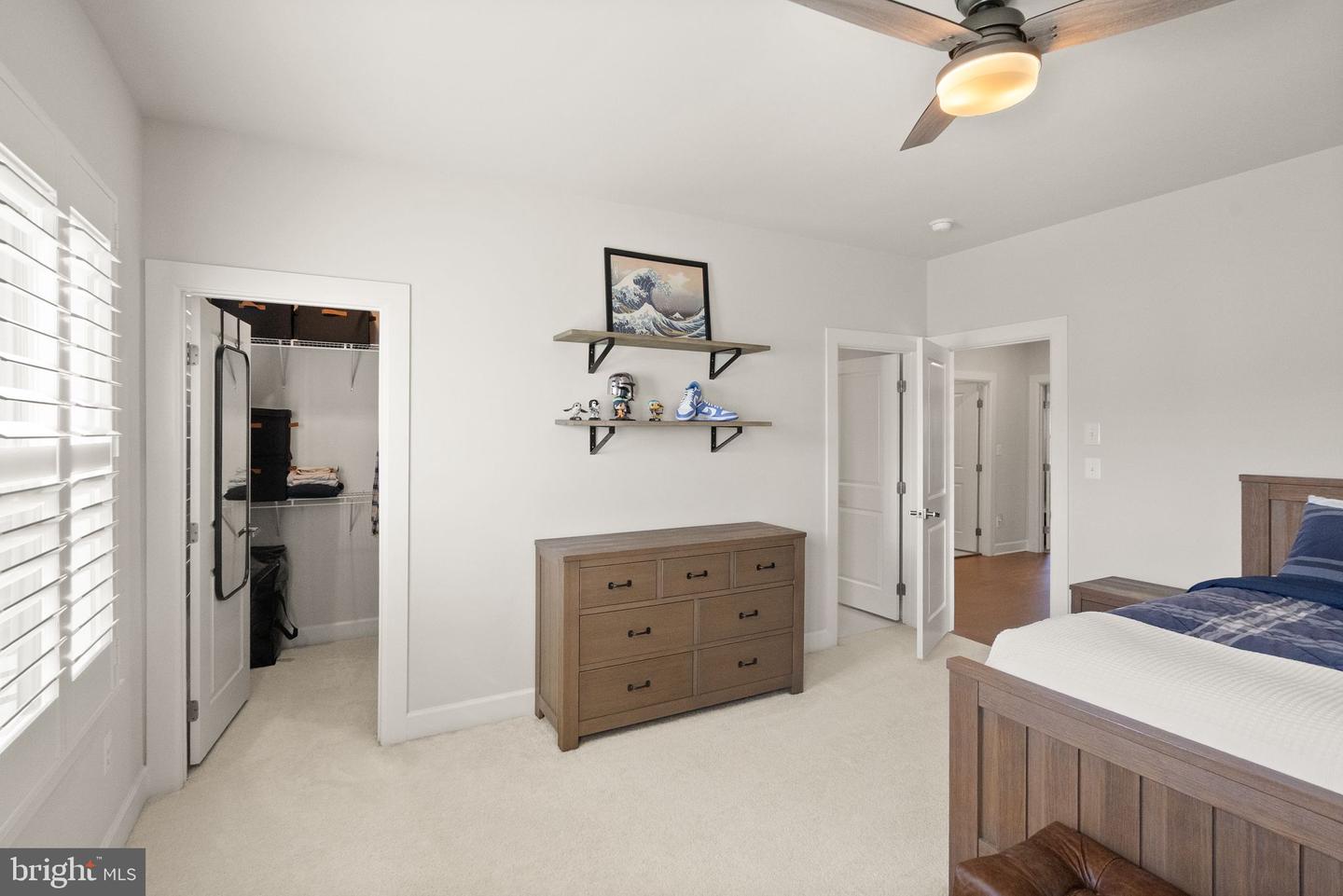24275 SHINYLEAF CT, ALDIE, Virginia 20105, 5 Bedrooms Bedrooms, ,4 BathroomsBathrooms,Residential,For sale,24275 SHINYLEAF CT,VALO2108390 MLS # VALO2108390