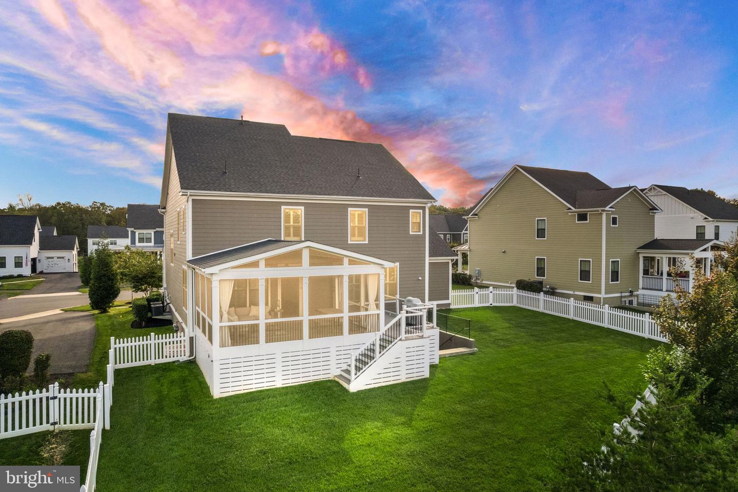 24275 SHINYLEAF CT, ALDIE, Virginia 20105, 5 Bedrooms Bedrooms, ,4 BathroomsBathrooms,Residential,For sale,24275 SHINYLEAF CT,VALO2108390 MLS # VALO2108390
