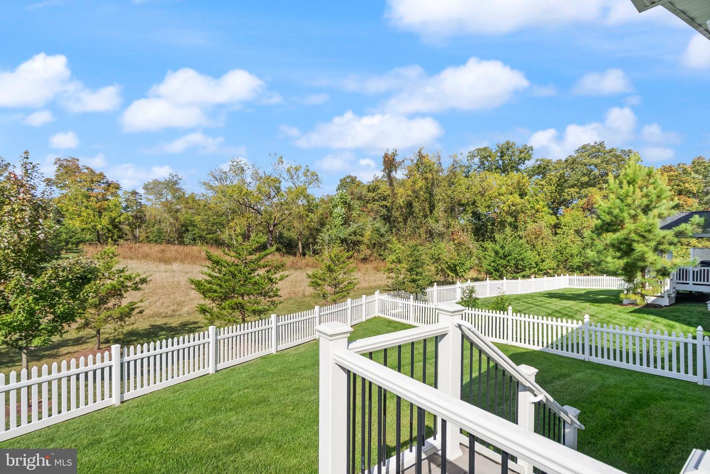 24275 SHINYLEAF CT, ALDIE, Virginia 20105, 5 Bedrooms Bedrooms, ,4 BathroomsBathrooms,Residential,For sale,24275 SHINYLEAF CT,VALO2108390 MLS # VALO2108390
