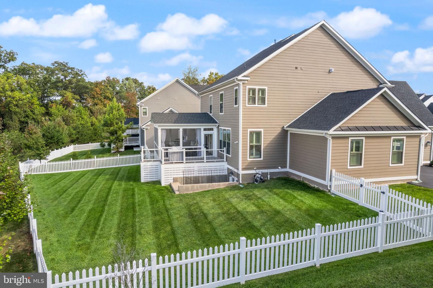 24275 SHINYLEAF CT, ALDIE, Virginia 20105, 5 Bedrooms Bedrooms, ,4 BathroomsBathrooms,Residential,For sale,24275 SHINYLEAF CT,VALO2108390 MLS # VALO2108390