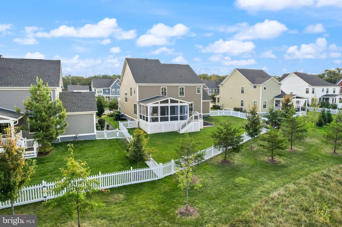 24275 SHINYLEAF CT, ALDIE, Virginia 20105, 5 Bedrooms Bedrooms, ,4 BathroomsBathrooms,Residential,For sale,24275 SHINYLEAF CT,VALO2108390 MLS # VALO2108390