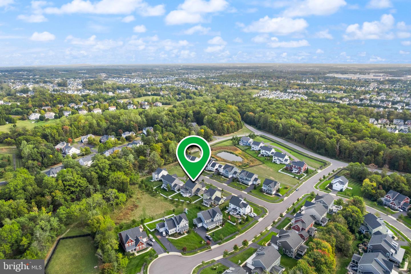 24275 SHINYLEAF CT, ALDIE, Virginia 20105, 5 Bedrooms Bedrooms, ,4 BathroomsBathrooms,Residential,For sale,24275 SHINYLEAF CT,VALO2108390 MLS # VALO2108390