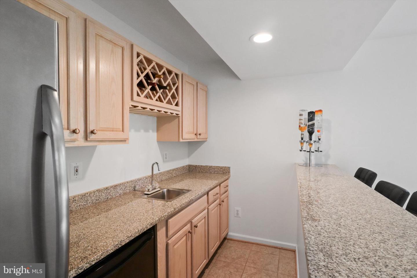 6253 SIBEL PL, ALEXANDRIA, Virginia 22310, 5 Bedrooms Bedrooms, ,4 BathroomsBathrooms,Residential,For sale,6253 SIBEL PL,VAFX2272732 MLS # VAFX2272732