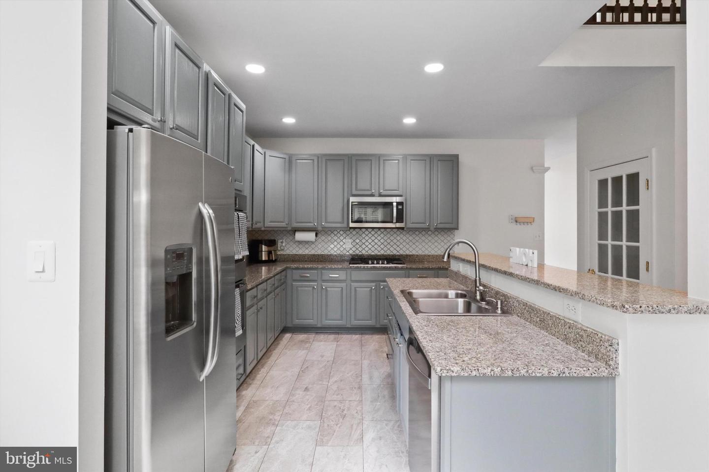 6253 SIBEL PL, ALEXANDRIA, Virginia 22310, 5 Bedrooms Bedrooms, ,4 BathroomsBathrooms,Residential,For sale,6253 SIBEL PL,VAFX2272732 MLS # VAFX2272732