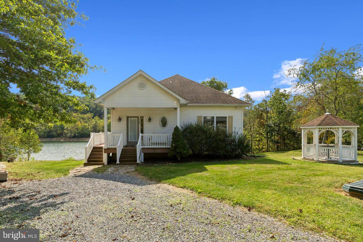125 CHEROKEE TRAIL, WINCHESTER, Virginia 22602, 2 Bedrooms Bedrooms, ,2 BathroomsBathrooms,Residential,For sale,125 CHEROKEE TRAIL,VAFV2037214 MLS # VAFV2037214