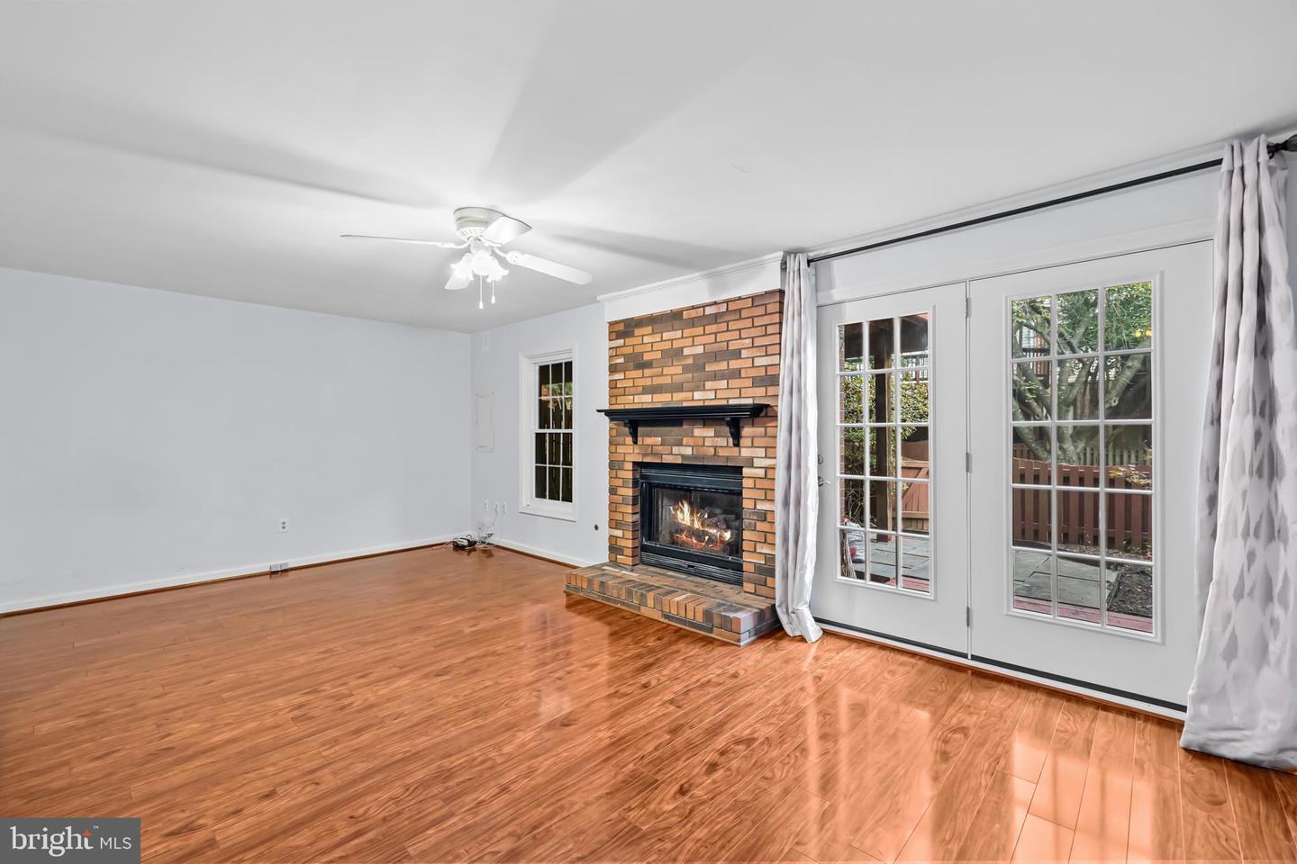 11906 INVERNESS CT, FAIRFAX, Virginia 22033, 3 Bedrooms Bedrooms, 7 Rooms Rooms,2 BathroomsBathrooms,Residential,For sale,11906 INVERNESS CT,VAFX2272768 MLS # VAFX2272768