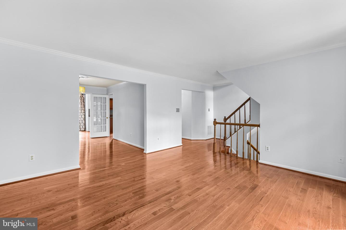 11906 INVERNESS CT, FAIRFAX, Virginia 22033, 3 Bedrooms Bedrooms, 7 Rooms Rooms,2 BathroomsBathrooms,Residential,For sale,11906 INVERNESS CT,VAFX2272768 MLS # VAFX2272768