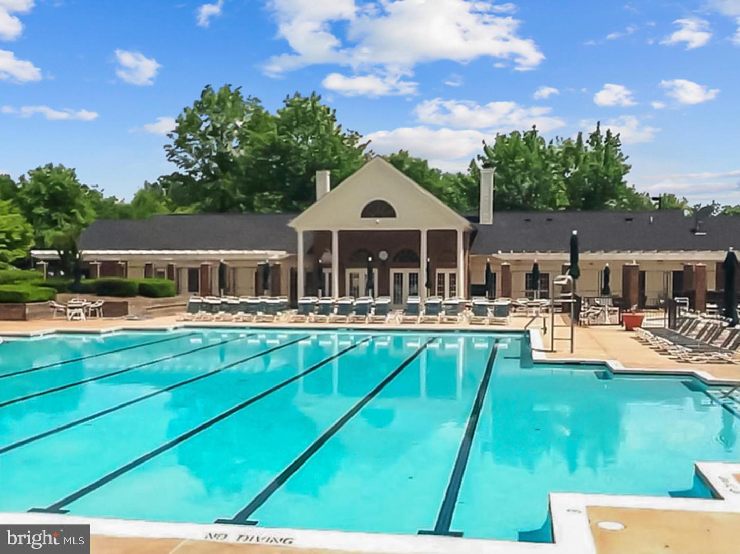11906 INVERNESS CT, FAIRFAX, Virginia 22033, 3 Bedrooms Bedrooms, 7 Rooms Rooms,2 BathroomsBathrooms,Residential,For sale,11906 INVERNESS CT,VAFX2272768 MLS # VAFX2272768