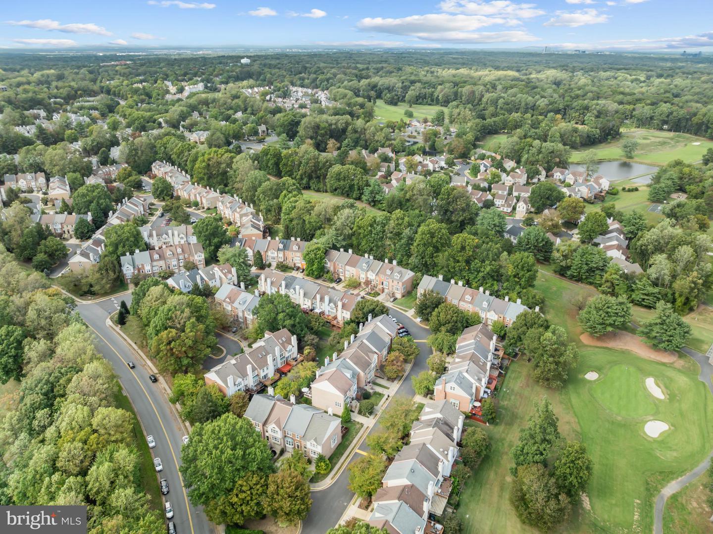 11906 INVERNESS CT, FAIRFAX, Virginia 22033, 3 Bedrooms Bedrooms, 7 Rooms Rooms,2 BathroomsBathrooms,Residential,For sale,11906 INVERNESS CT,VAFX2272768 MLS # VAFX2272768