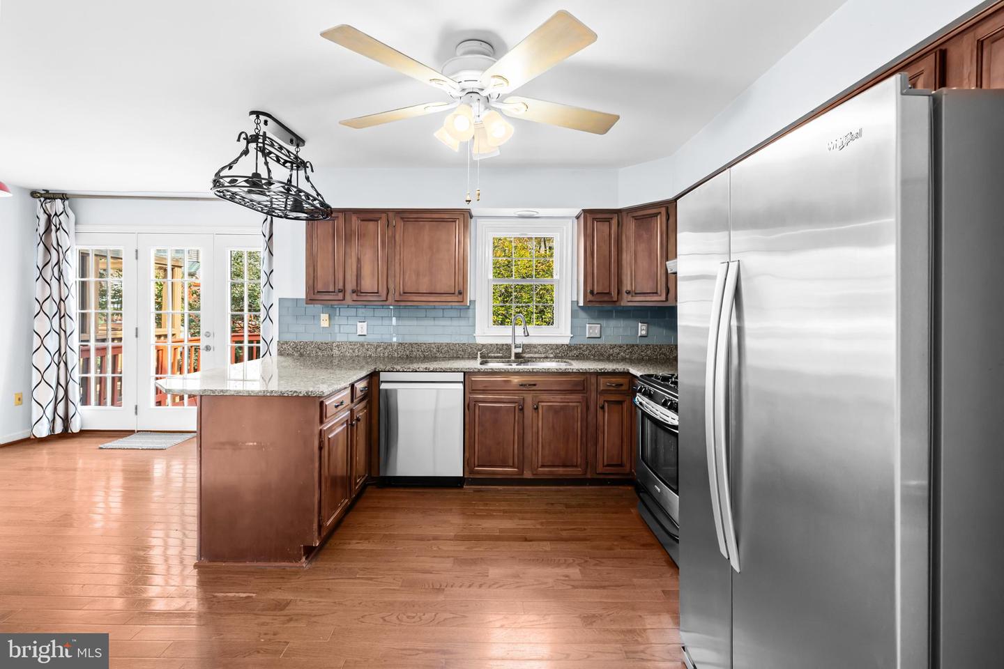 11906 INVERNESS CT, FAIRFAX, Virginia 22033, 3 Bedrooms Bedrooms, 7 Rooms Rooms,2 BathroomsBathrooms,Residential,For sale,11906 INVERNESS CT,VAFX2272768 MLS # VAFX2272768
