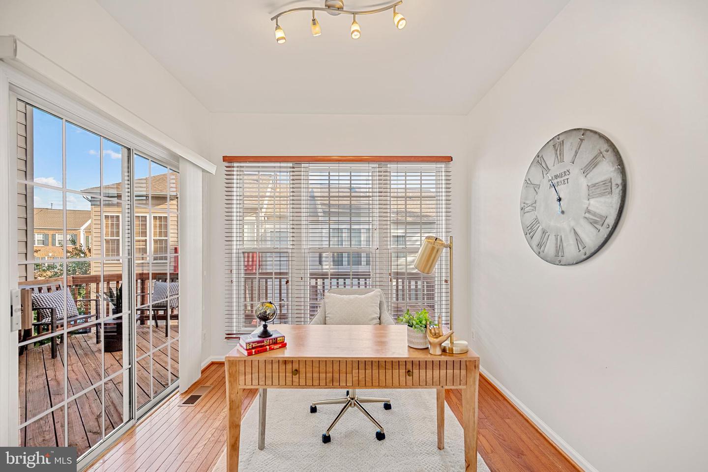 6369 LEVTOV LNDG, ALEXANDRIA, Virginia 22312, 4 Bedrooms Bedrooms, ,3 BathroomsBathrooms,Residential,For sale,6369 LEVTOV LNDG,VAFX2272810 MLS # VAFX2272810