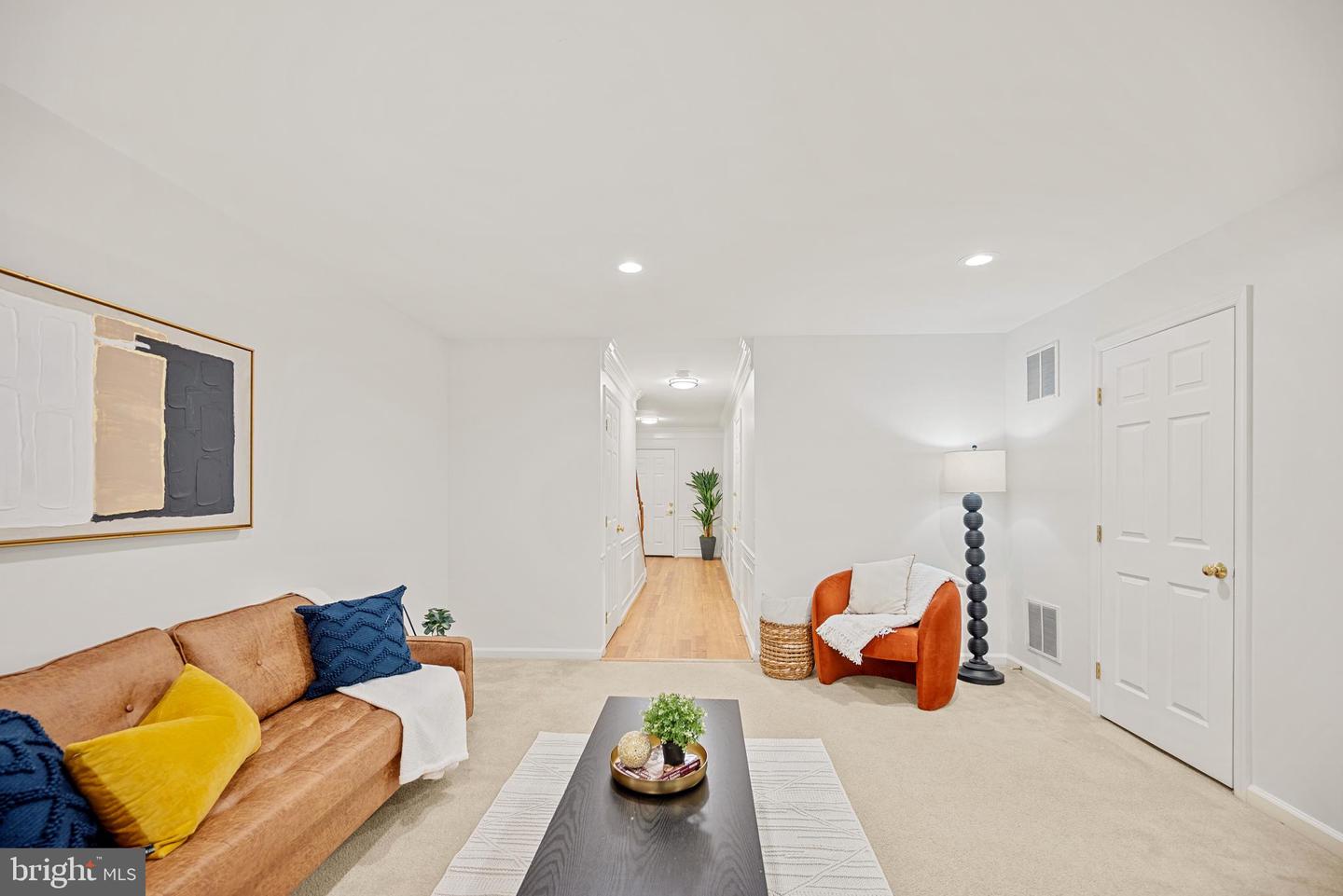 6369 LEVTOV LNDG, ALEXANDRIA, Virginia 22312, 4 Bedrooms Bedrooms, ,3 BathroomsBathrooms,Residential,For sale,6369 LEVTOV LNDG,VAFX2272810 MLS # VAFX2272810