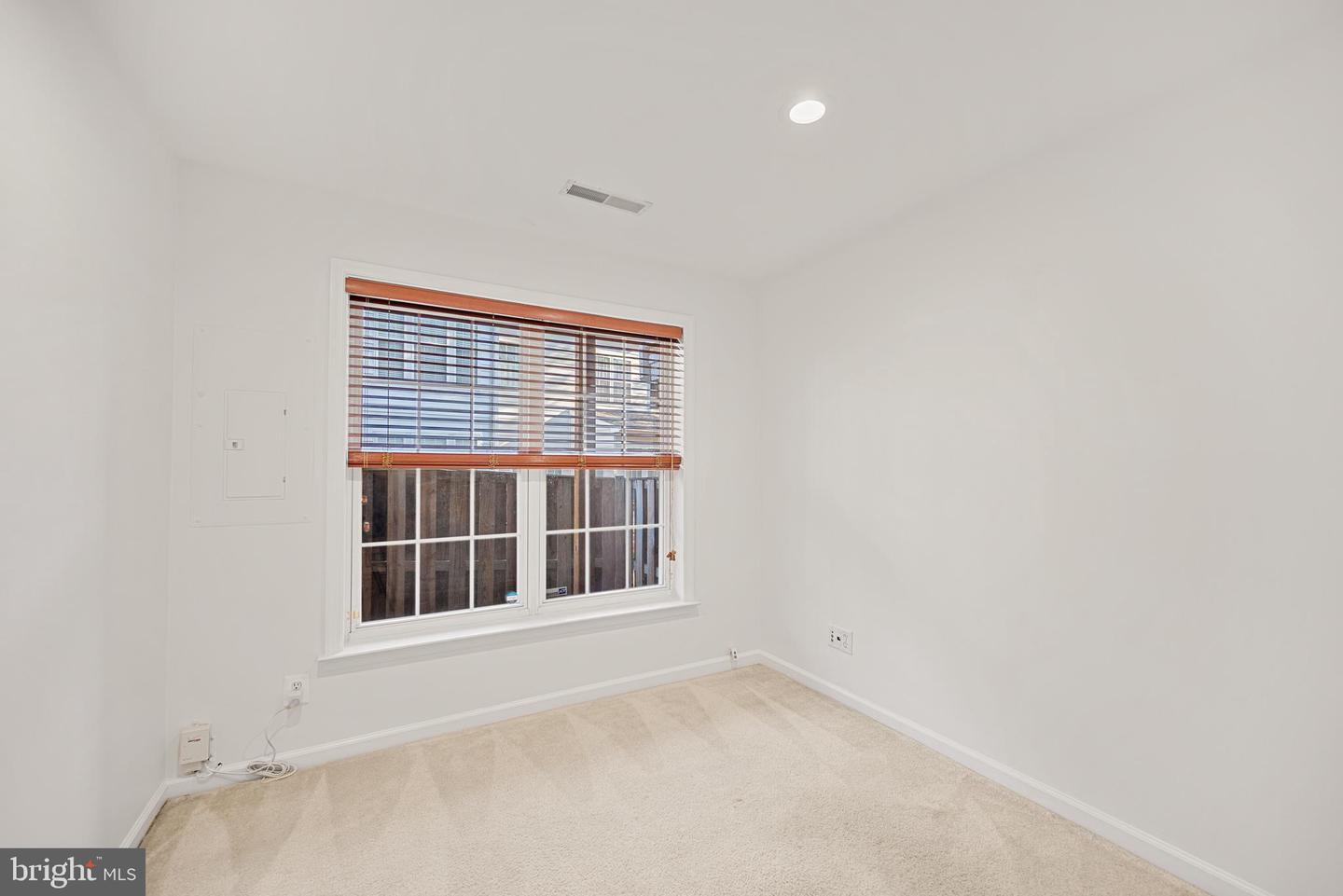 6369 LEVTOV LNDG, ALEXANDRIA, Virginia 22312, 4 Bedrooms Bedrooms, ,3 BathroomsBathrooms,Residential,For sale,6369 LEVTOV LNDG,VAFX2272810 MLS # VAFX2272810