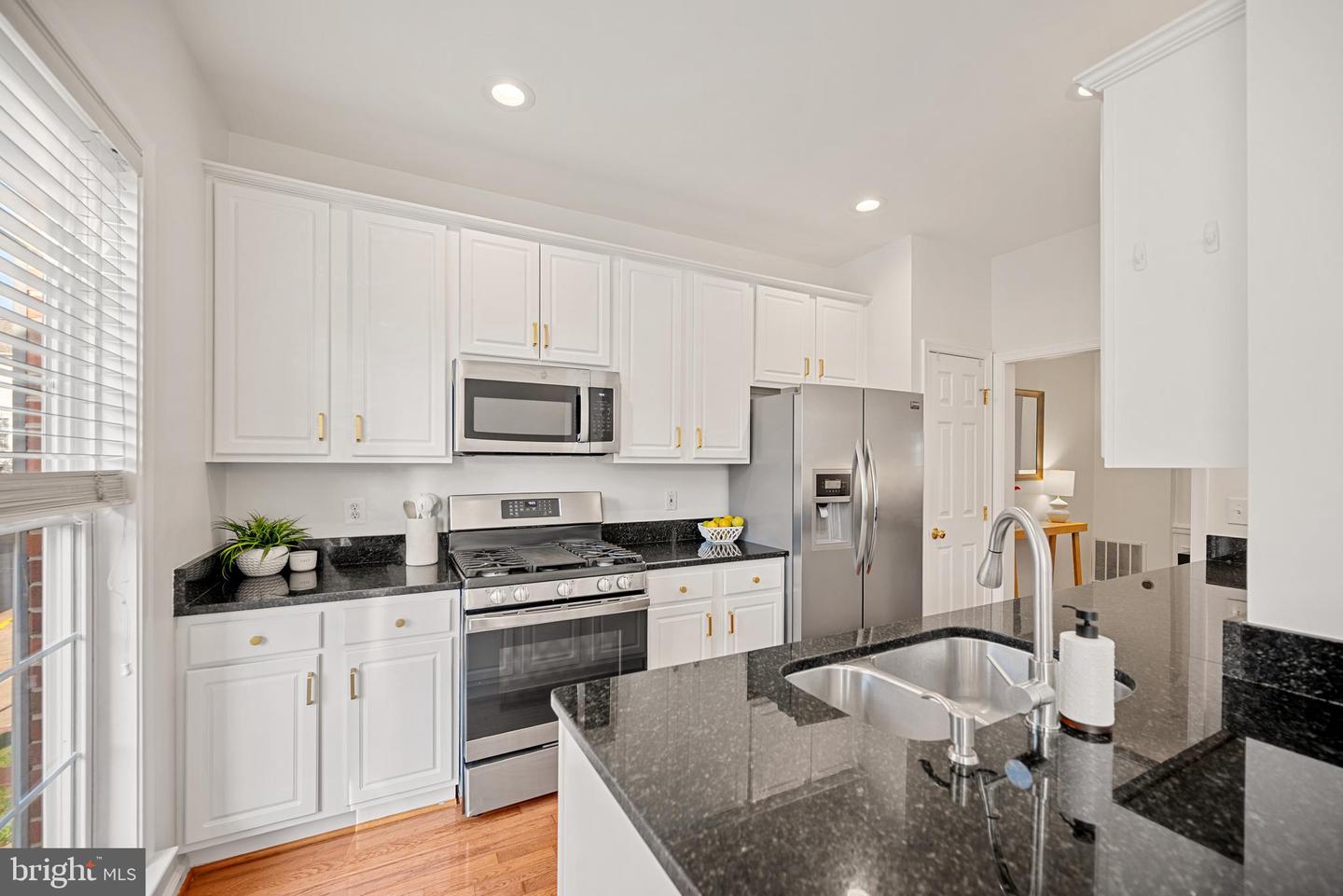 6369 LEVTOV LNDG, ALEXANDRIA, Virginia 22312, 4 Bedrooms Bedrooms, ,3 BathroomsBathrooms,Residential,For sale,6369 LEVTOV LNDG,VAFX2272810 MLS # VAFX2272810