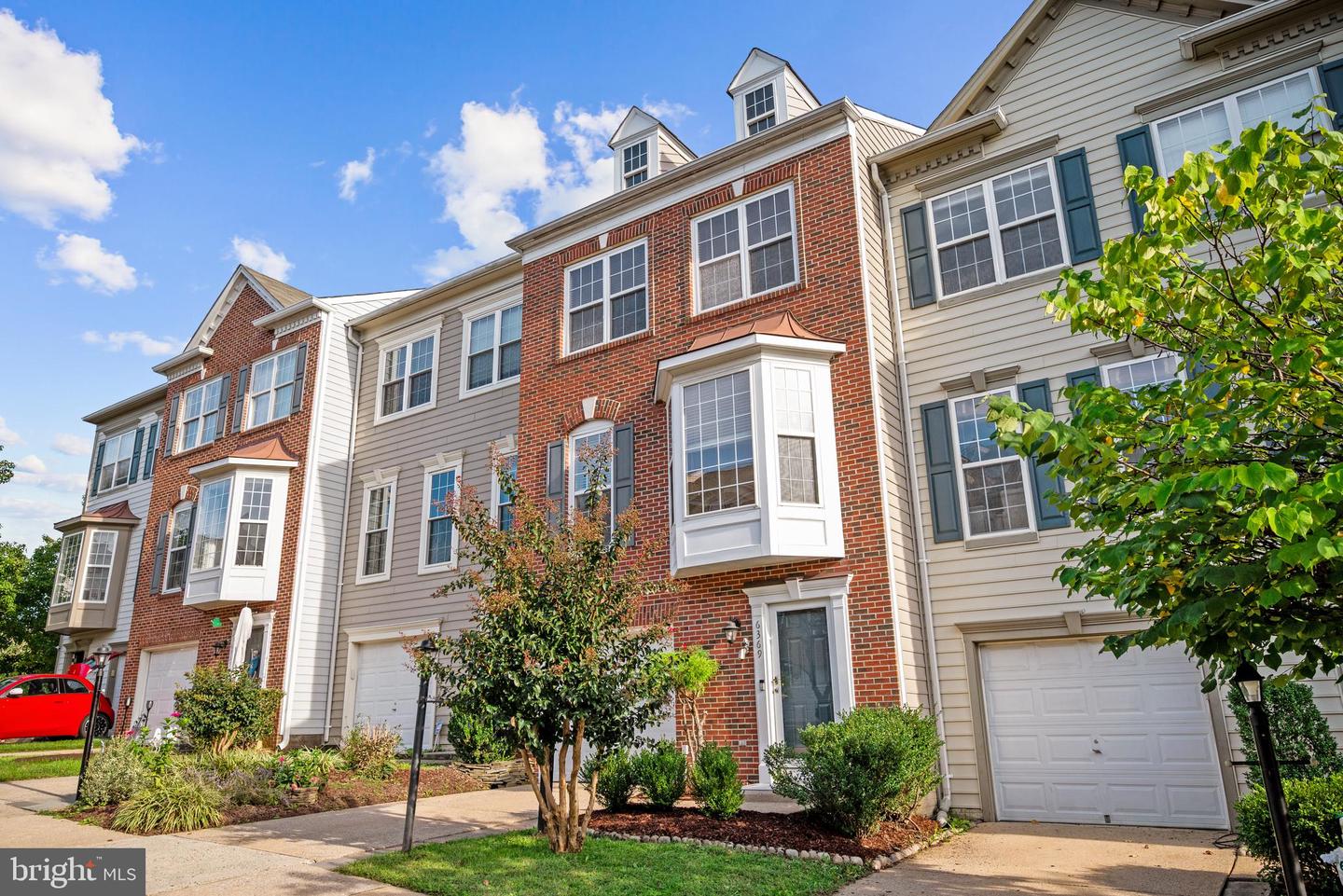 6369 LEVTOV LNDG, ALEXANDRIA, Virginia 22312, 4 Bedrooms Bedrooms, ,3 BathroomsBathrooms,Residential,For sale,6369 LEVTOV LNDG,VAFX2272810 MLS # VAFX2272810