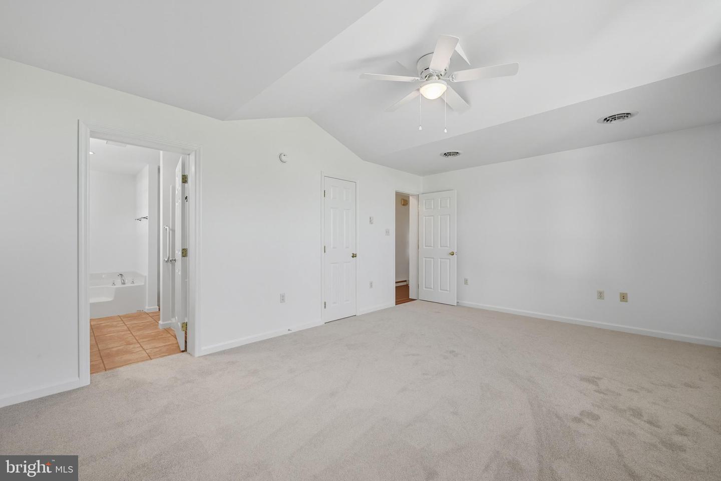 107 SHENELL DR, MOUNT JACKSON, Virginia 22842, 3 Bedrooms Bedrooms, ,2 BathroomsBathrooms,Residential,For sale,107 SHENELL DR,VASH2012708 MLS # VASH2012708