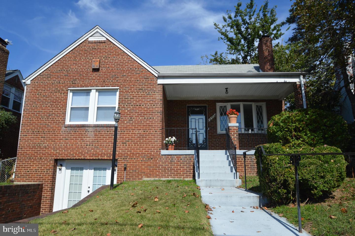 210 PEABODY ST NE, WASHINGTON, District Of Columbia 20011, 4 Bedrooms Bedrooms, ,3 BathroomsBathrooms,Residential,For sale,210 PEABODY ST NE,DCDC2225638 MLS # DCDC2225638