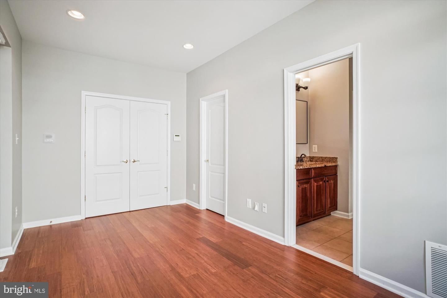 20763 CRESCENT POINTE PL, ASHBURN, Virginia 20147, 3 Bedrooms Bedrooms, ,3 BathroomsBathrooms,Residential,For sale,20763 CRESCENT POINTE PL,VALO2108302 MLS # VALO2108302