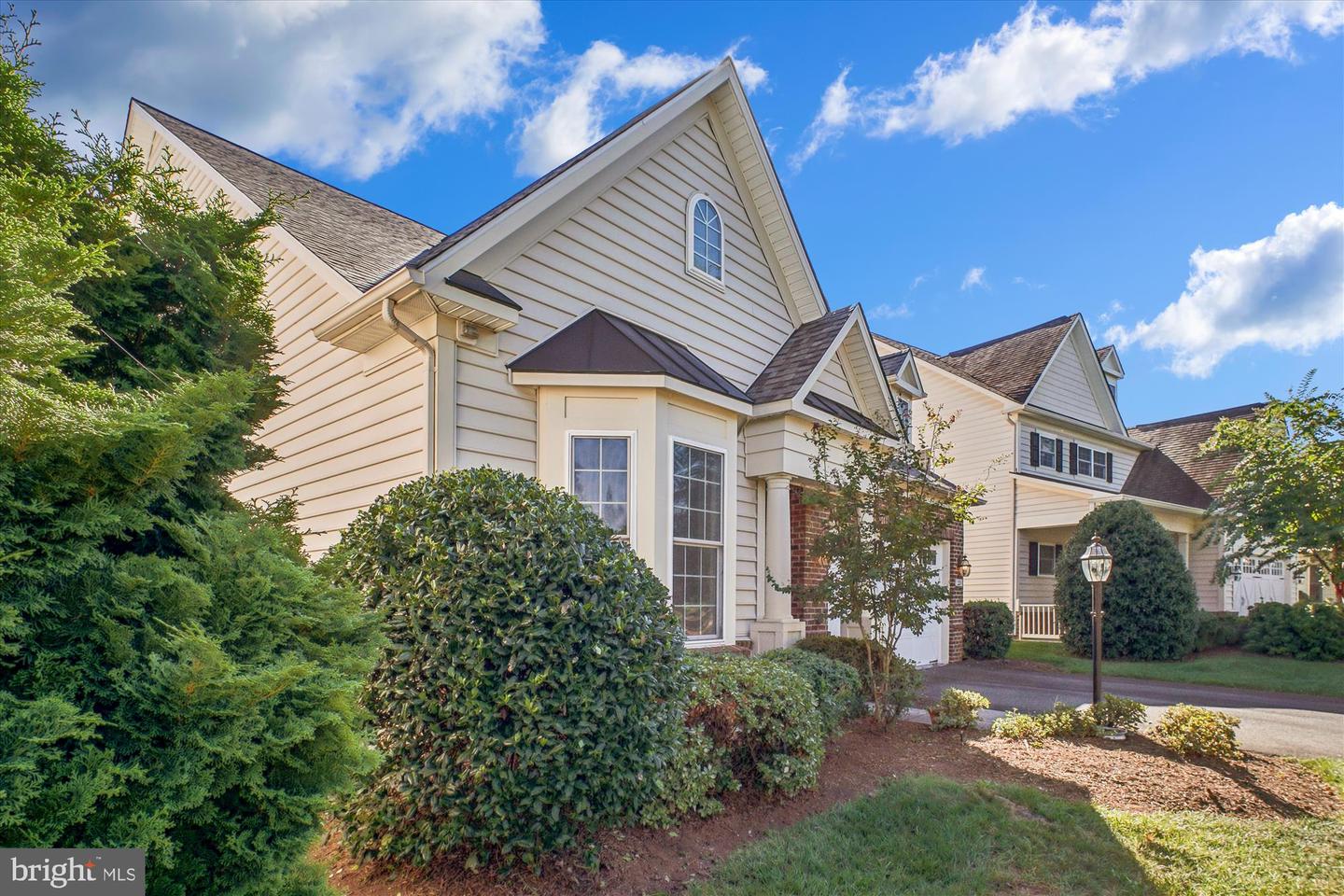 20763 CRESCENT POINTE PL, ASHBURN, Virginia 20147, 3 Bedrooms Bedrooms, ,3 BathroomsBathrooms,Residential,For sale,20763 CRESCENT POINTE PL,VALO2108302 MLS # VALO2108302