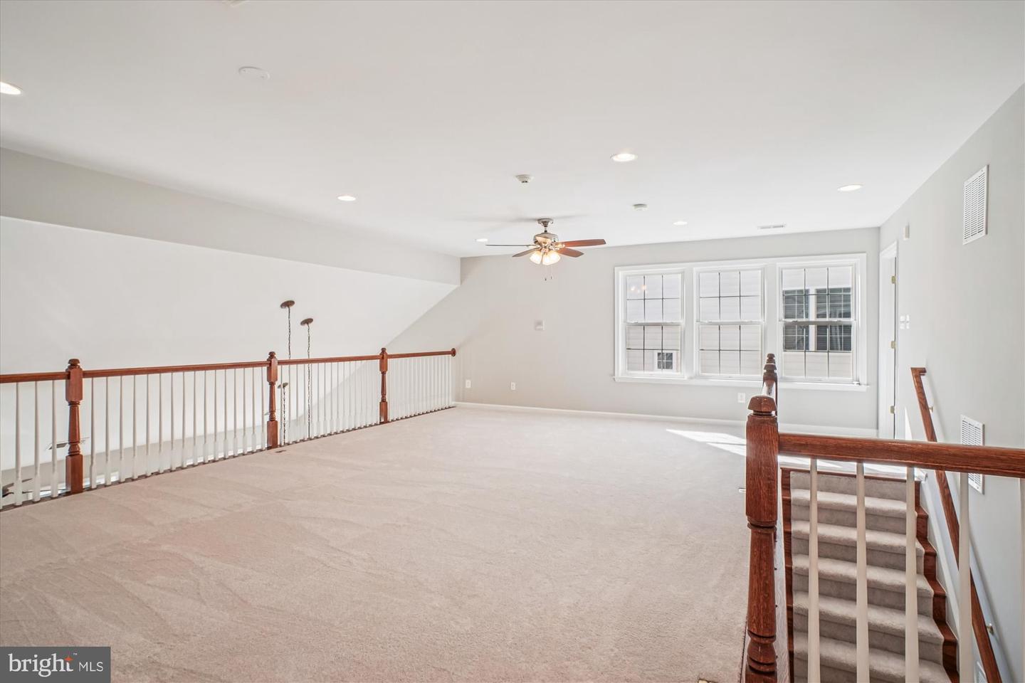20763 CRESCENT POINTE PL, ASHBURN, Virginia 20147, 3 Bedrooms Bedrooms, ,3 BathroomsBathrooms,Residential,For sale,20763 CRESCENT POINTE PL,VALO2108302 MLS # VALO2108302