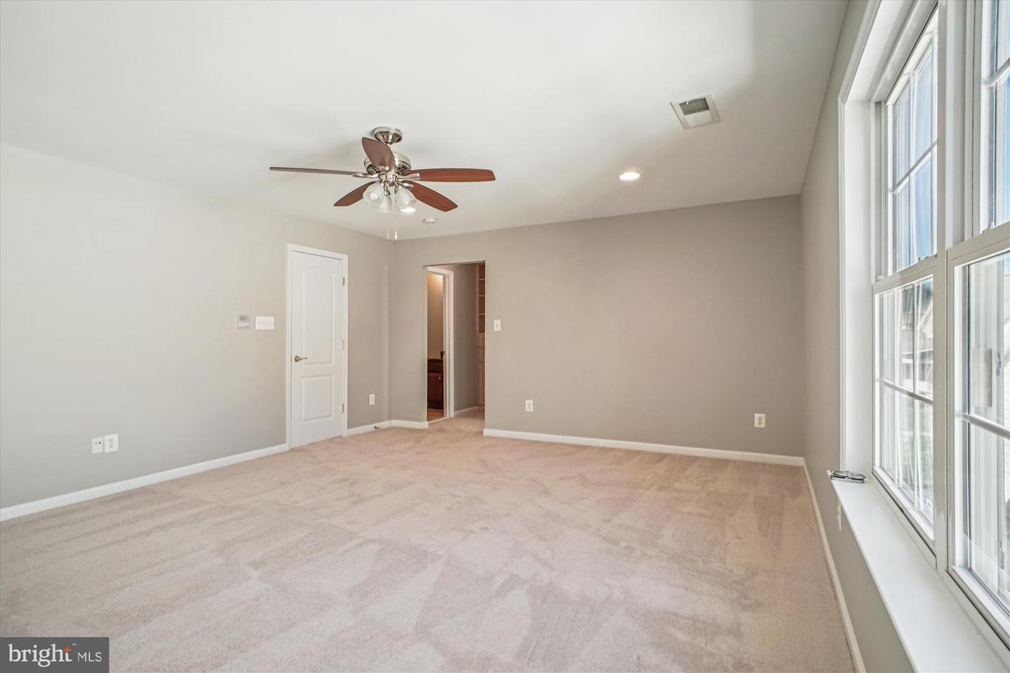 20763 CRESCENT POINTE PL, ASHBURN, Virginia 20147, 3 Bedrooms Bedrooms, ,3 BathroomsBathrooms,Residential,For sale,20763 CRESCENT POINTE PL,VALO2108302 MLS # VALO2108302