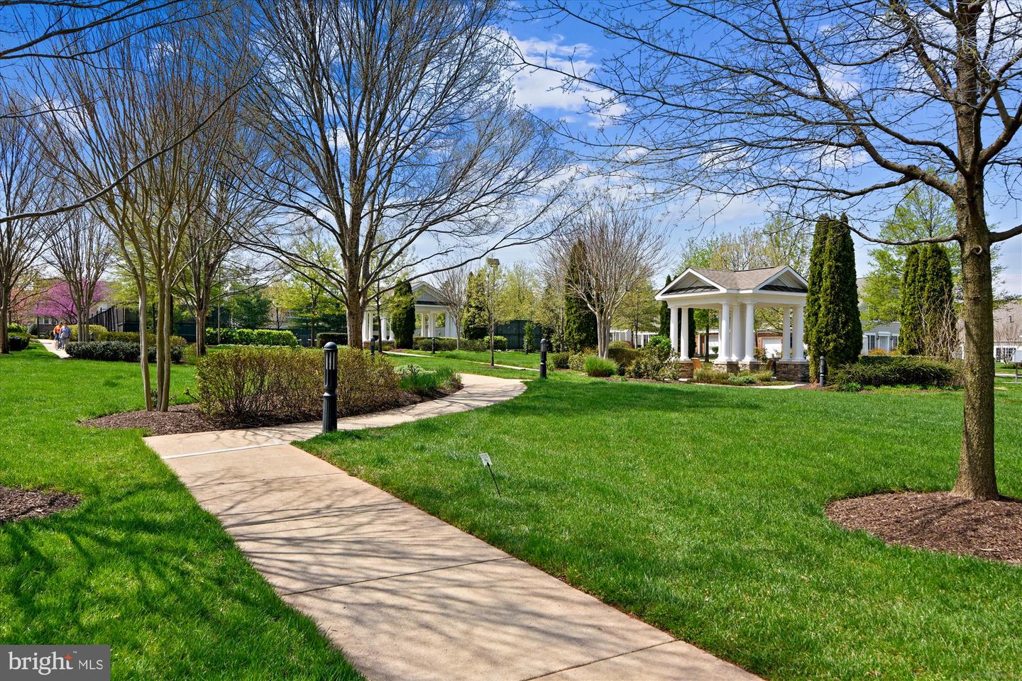 20763 CRESCENT POINTE PL, ASHBURN, Virginia 20147, 3 Bedrooms Bedrooms, ,3 BathroomsBathrooms,Residential,For sale,20763 CRESCENT POINTE PL,VALO2108302 MLS # VALO2108302