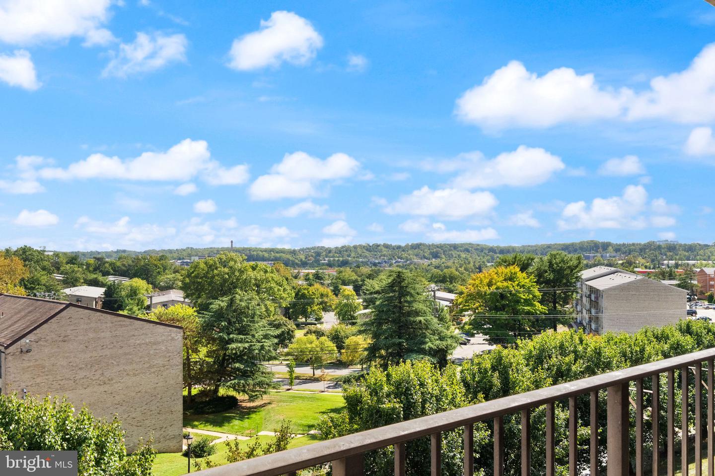 6145 EDSALL RD #I, ALEXANDRIA, Virginia 22304, 2 Bedrooms Bedrooms, ,1 BathroomBathrooms,Residential,For sale,6145 EDSALL RD #I,VAAX2050548 MLS # VAAX2050548 6145 EDSALL RD #I, ALEXANDRIA, Virginia 22304, 2 Bedrooms Bedrooms, ,1 BathroomBathrooms,Residential,For sale,6145 EDSALL RD #I,VAAX2050548 MLS # VAAX2050548