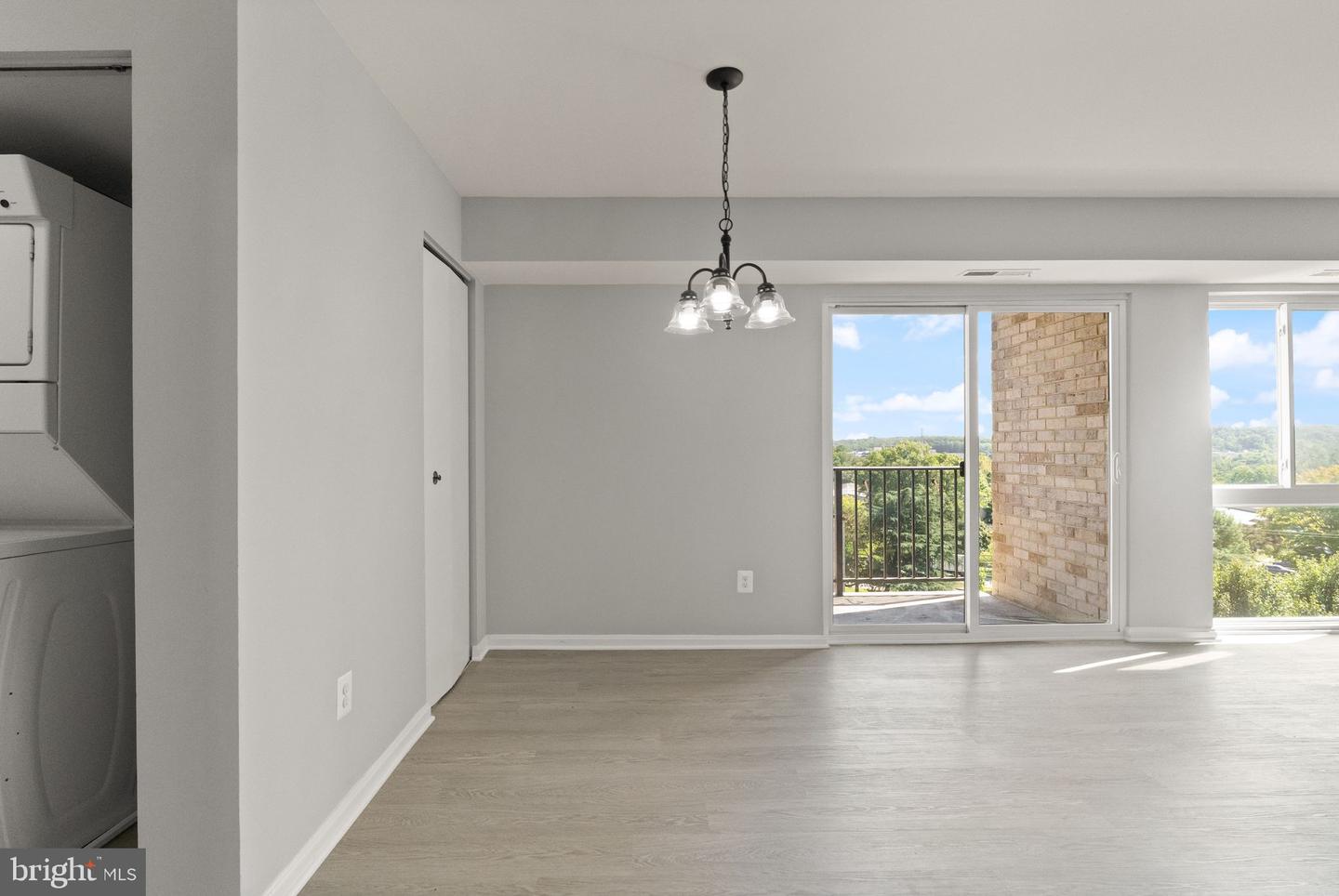 6145 EDSALL RD #I, ALEXANDRIA, Virginia 22304, 2 Bedrooms Bedrooms, ,1 BathroomBathrooms,Residential,For sale,6145 EDSALL RD #I,VAAX2050548 MLS # VAAX2050548 6145 EDSALL RD #I, ALEXANDRIA, Virginia 22304, 2 Bedrooms Bedrooms, ,1 BathroomBathrooms,Residential,For sale,6145 EDSALL RD #I,VAAX2050548 MLS # VAAX2050548