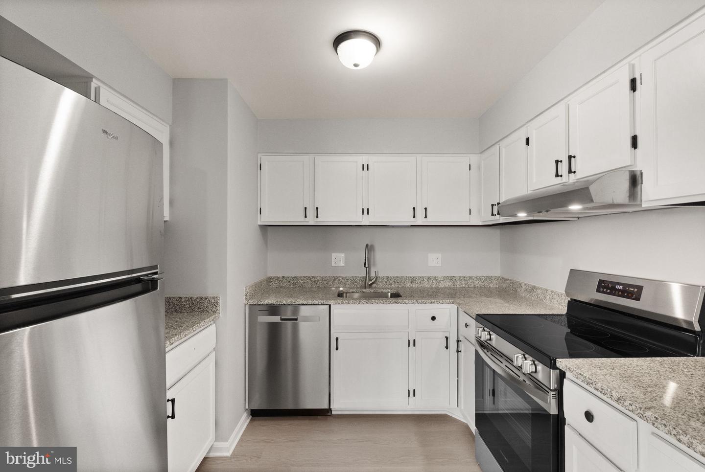 6145 EDSALL RD #I, ALEXANDRIA, Virginia 22304, 2 Bedrooms Bedrooms, ,1 BathroomBathrooms,Residential,For sale,6145 EDSALL RD #I,VAAX2050548 MLS # VAAX2050548 6145 EDSALL RD #I, ALEXANDRIA, Virginia 22304, 2 Bedrooms Bedrooms, ,1 BathroomBathrooms,Residential,For sale,6145 EDSALL RD #I,VAAX2050548 MLS # VAAX2050548