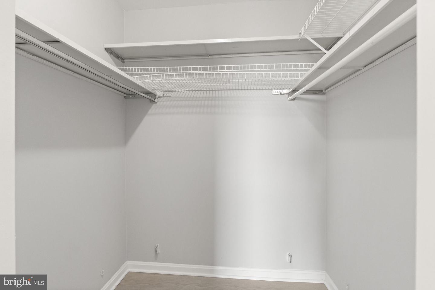 6145 EDSALL RD #I, ALEXANDRIA, Virginia 22304, 2 Bedrooms Bedrooms, ,1 BathroomBathrooms,Residential,For sale,6145 EDSALL RD #I,VAAX2050548 MLS # VAAX2050548 6145 EDSALL RD #I, ALEXANDRIA, Virginia 22304, 2 Bedrooms Bedrooms, ,1 BathroomBathrooms,Residential,For sale,6145 EDSALL RD #I,VAAX2050548 MLS # VAAX2050548