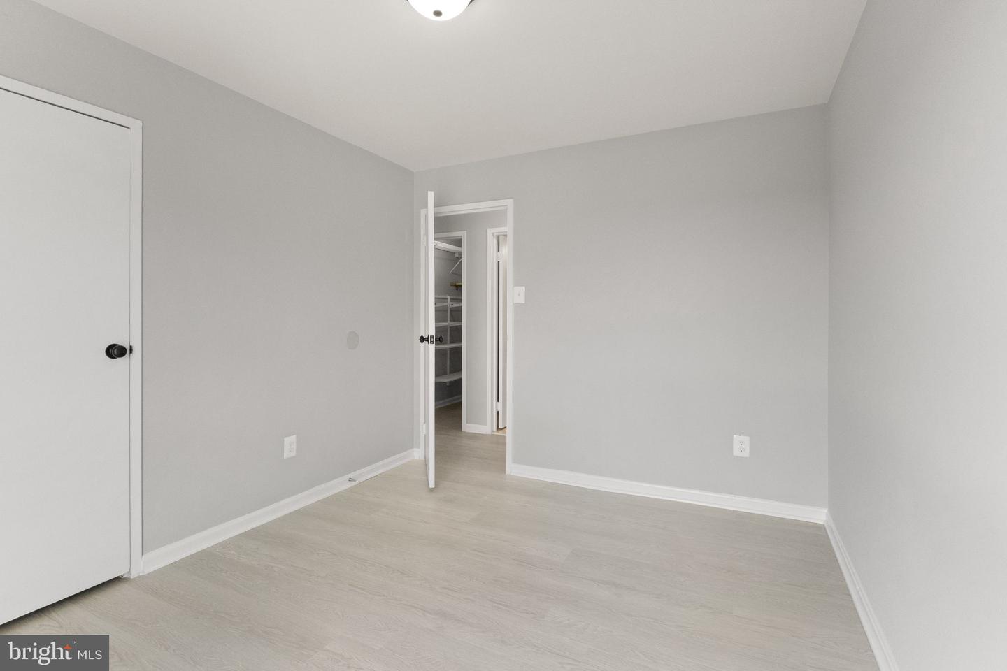 6145 EDSALL RD #I, ALEXANDRIA, Virginia 22304, 2 Bedrooms Bedrooms, ,1 BathroomBathrooms,Residential,For sale,6145 EDSALL RD #I,VAAX2050548 MLS # VAAX2050548 6145 EDSALL RD #I, ALEXANDRIA, Virginia 22304, 2 Bedrooms Bedrooms, ,1 BathroomBathrooms,Residential,For sale,6145 EDSALL RD #I,VAAX2050548 MLS # VAAX2050548