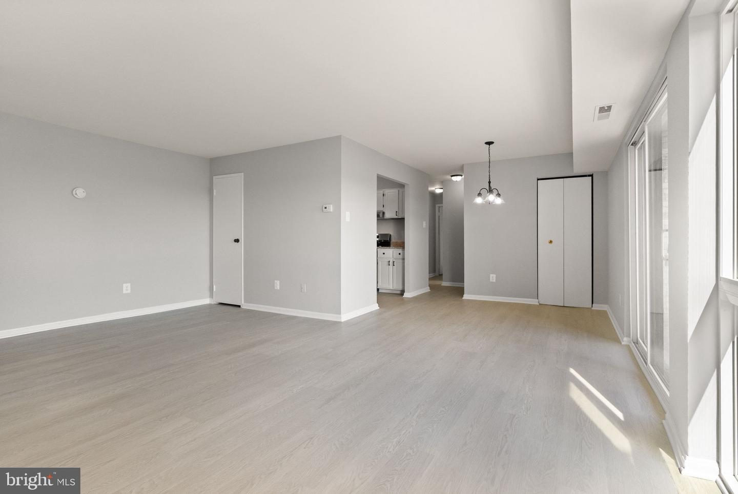 6145 EDSALL RD #I, ALEXANDRIA, Virginia 22304, 2 Bedrooms Bedrooms, ,1 BathroomBathrooms,Residential,For sale,6145 EDSALL RD #I,VAAX2050548 MLS # VAAX2050548 6145 EDSALL RD #I, ALEXANDRIA, Virginia 22304, 2 Bedrooms Bedrooms, ,1 BathroomBathrooms,Residential,For sale,6145 EDSALL RD #I,VAAX2050548 MLS # VAAX2050548