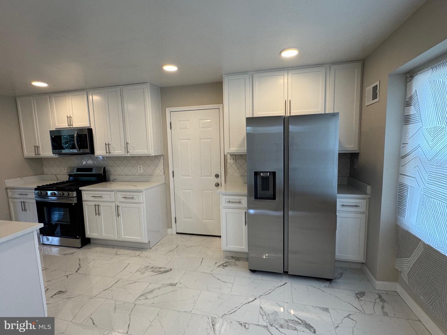 9732 COPELAND DR, MANASSAS, Virginia 20109, 5 Bedrooms Bedrooms, ,2 BathroomsBathrooms,Residential,For sale,9732 COPELAND DR,VAPW2105440 MLS # VAPW2105440