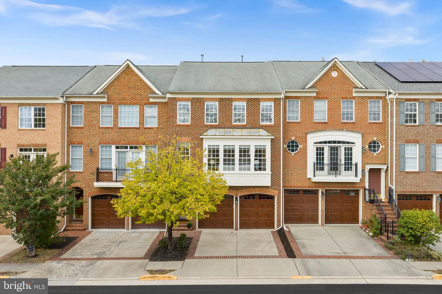 108 MONROE MILLS LN, HERNDON, Virginia 20170, 3 Bedrooms Bedrooms, ,3 BathroomsBathrooms,Residential,For sale,108 MONROE MILLS LN,VAFX2272908 MLS # VAFX2272908