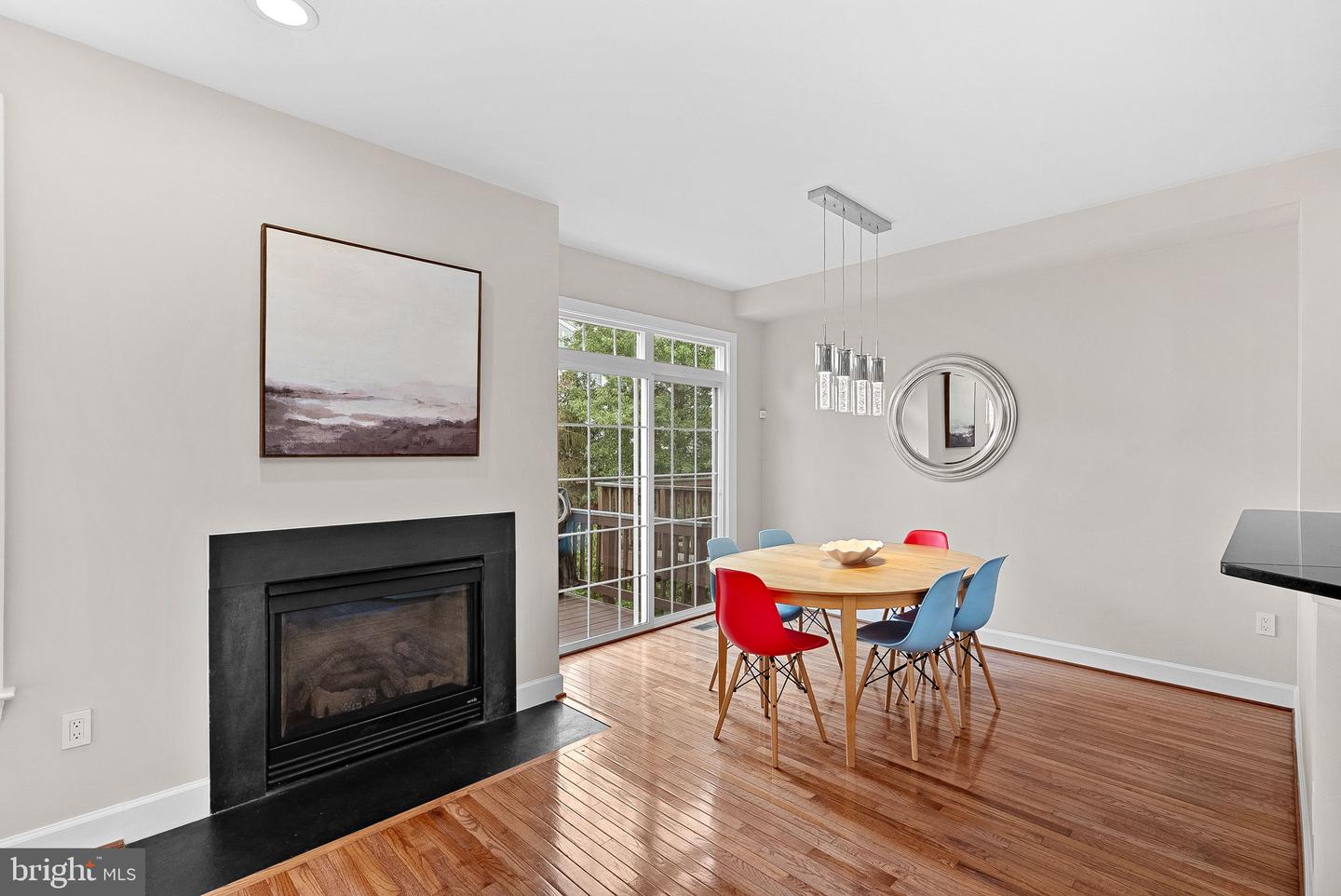 108 MONROE MILLS LN, HERNDON, Virginia 20170, 3 Bedrooms Bedrooms, ,3 BathroomsBathrooms,Residential,For sale,108 MONROE MILLS LN,VAFX2272908 MLS # VAFX2272908
