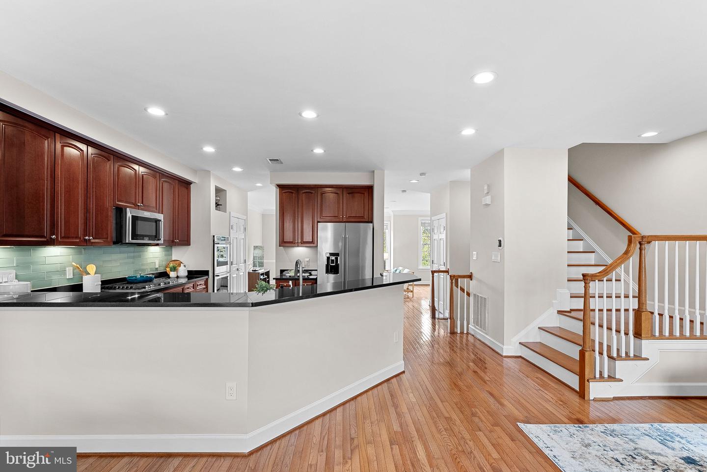 108 MONROE MILLS LN, HERNDON, Virginia 20170, 3 Bedrooms Bedrooms, ,3 BathroomsBathrooms,Residential,For sale,108 MONROE MILLS LN,VAFX2272908 MLS # VAFX2272908