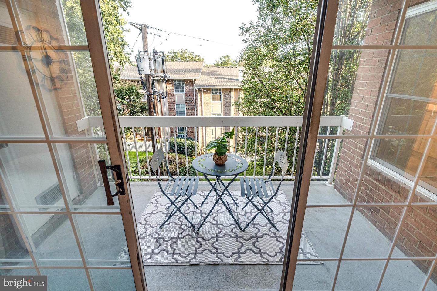 1923 WILSON LN #202, MCLEAN, Virginia 22102, 1 Bedroom Bedrooms, ,1 BathroomBathrooms,Residential,For sale,1923 WILSON LN #202,VAFX2272948 MLS # VAFX2272948 1923 WILSON LN #202, MCLEAN, Virginia 22102, 1 Bedroom Bedrooms, ,1 BathroomBathrooms,Residential,For sale,1923 WILSON LN #202,VAFX2272948 MLS # VAFX2272948