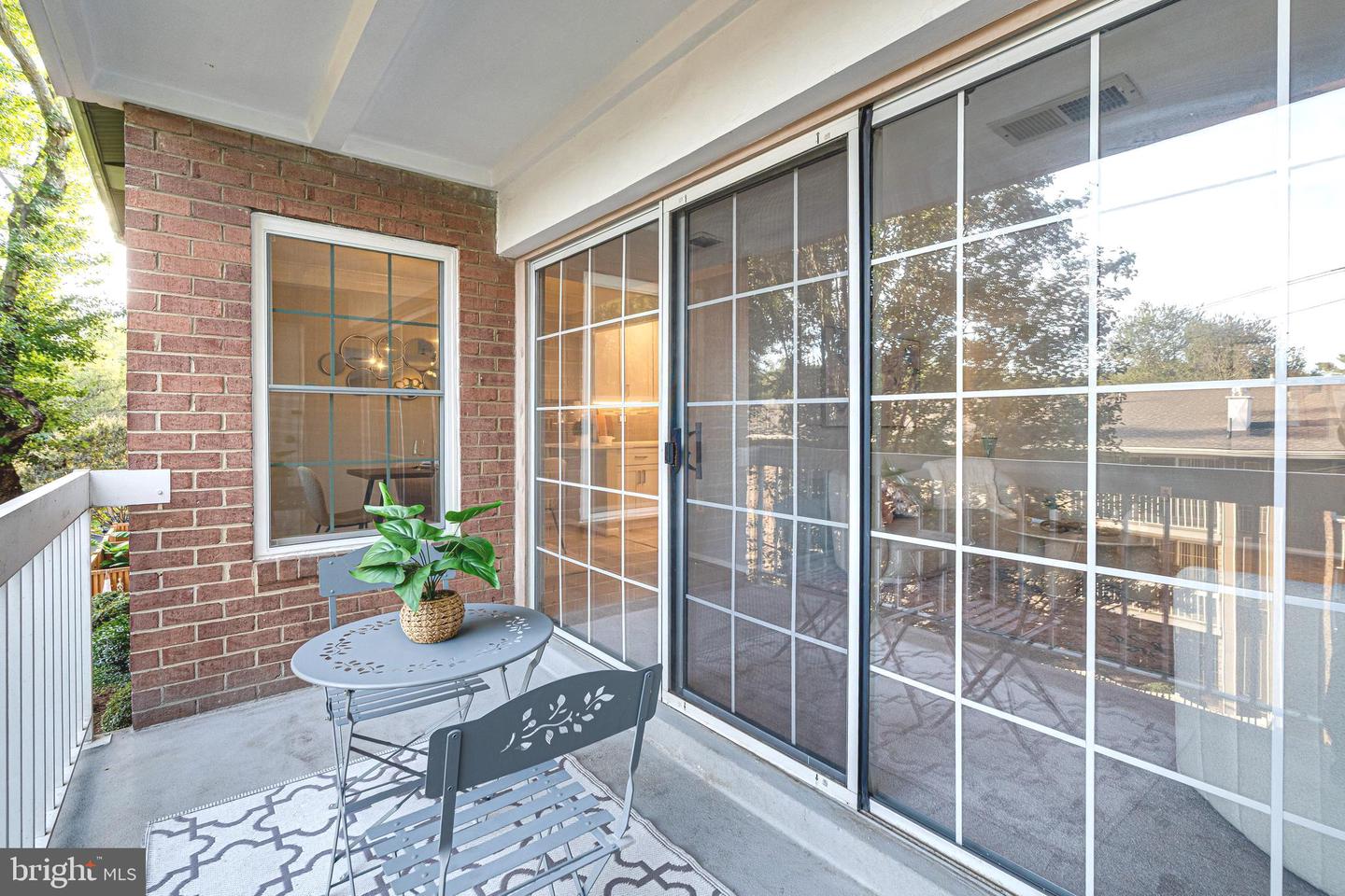 1923 WILSON LN #202, MCLEAN, Virginia 22102, 1 Bedroom Bedrooms, ,1 BathroomBathrooms,Residential,For sale,1923 WILSON LN #202,VAFX2272948 MLS # VAFX2272948 1923 WILSON LN #202, MCLEAN, Virginia 22102, 1 Bedroom Bedrooms, ,1 BathroomBathrooms,Residential,For sale,1923 WILSON LN #202,VAFX2272948 MLS # VAFX2272948