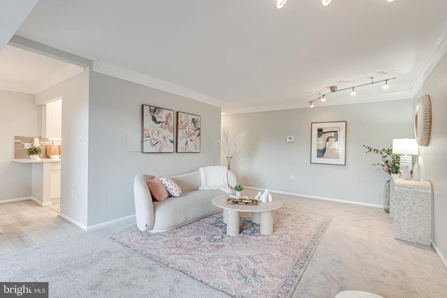 1923 WILSON LN #202, MCLEAN, Virginia 22102, 1 Bedroom Bedrooms, ,1 BathroomBathrooms,Residential,For sale,1923 WILSON LN #202,VAFX2272948 MLS # VAFX2272948 1923 WILSON LN #202, MCLEAN, Virginia 22102, 1 Bedroom Bedrooms, ,1 BathroomBathrooms,Residential,For sale,1923 WILSON LN #202,VAFX2272948 MLS # VAFX2272948