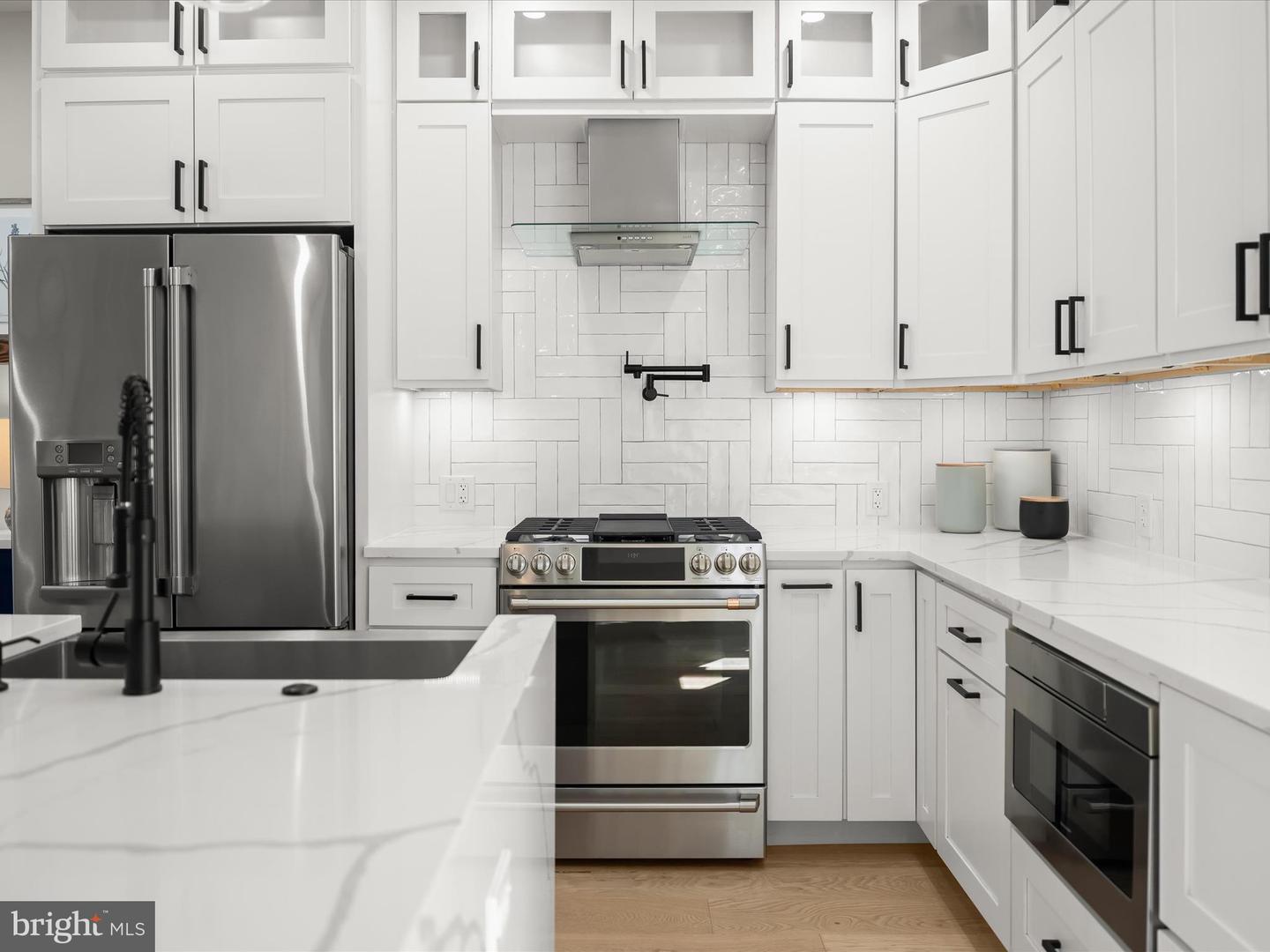 603 N ALFRED ST, ALEXANDRIA, Virginia 22314, 4 Bedrooms Bedrooms, ,4 BathroomsBathrooms,Residential,For sale,603 N ALFRED ST,VAAX2050582 MLS # VAAX2050582