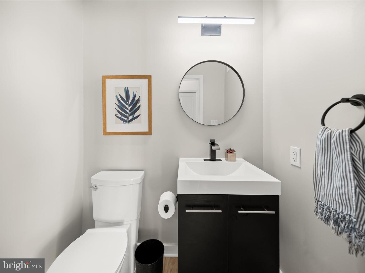 603 N ALFRED ST, ALEXANDRIA, Virginia 22314, 4 Bedrooms Bedrooms, ,4 BathroomsBathrooms,Residential,For sale,603 N ALFRED ST,VAAX2050582 MLS # VAAX2050582
