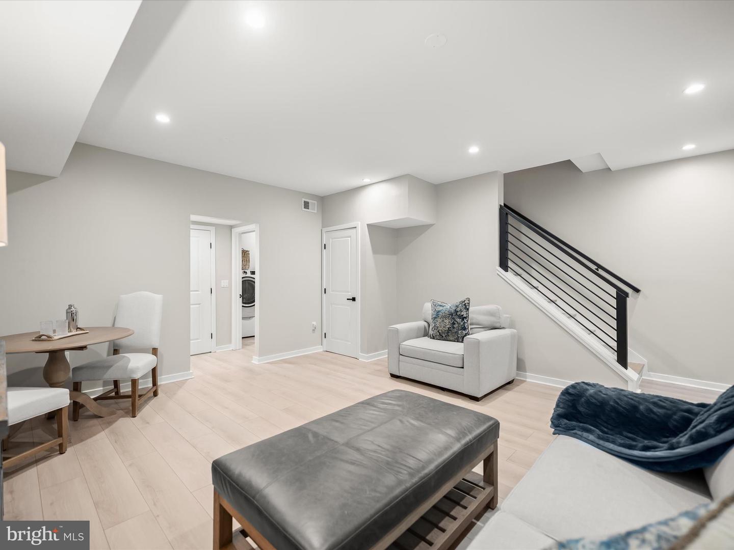 603 N ALFRED ST, ALEXANDRIA, Virginia 22314, 4 Bedrooms Bedrooms, ,4 BathroomsBathrooms,Residential,For sale,603 N ALFRED ST,VAAX2050582 MLS # VAAX2050582
