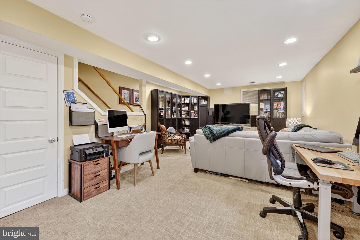 28 GARDEN DR, ALEXANDRIA, Virginia 22304, 3 Bedrooms Bedrooms, ,2 BathroomsBathrooms,Residential,For sale,28 GARDEN DR,VAAX2050586 MLS # VAAX2050586