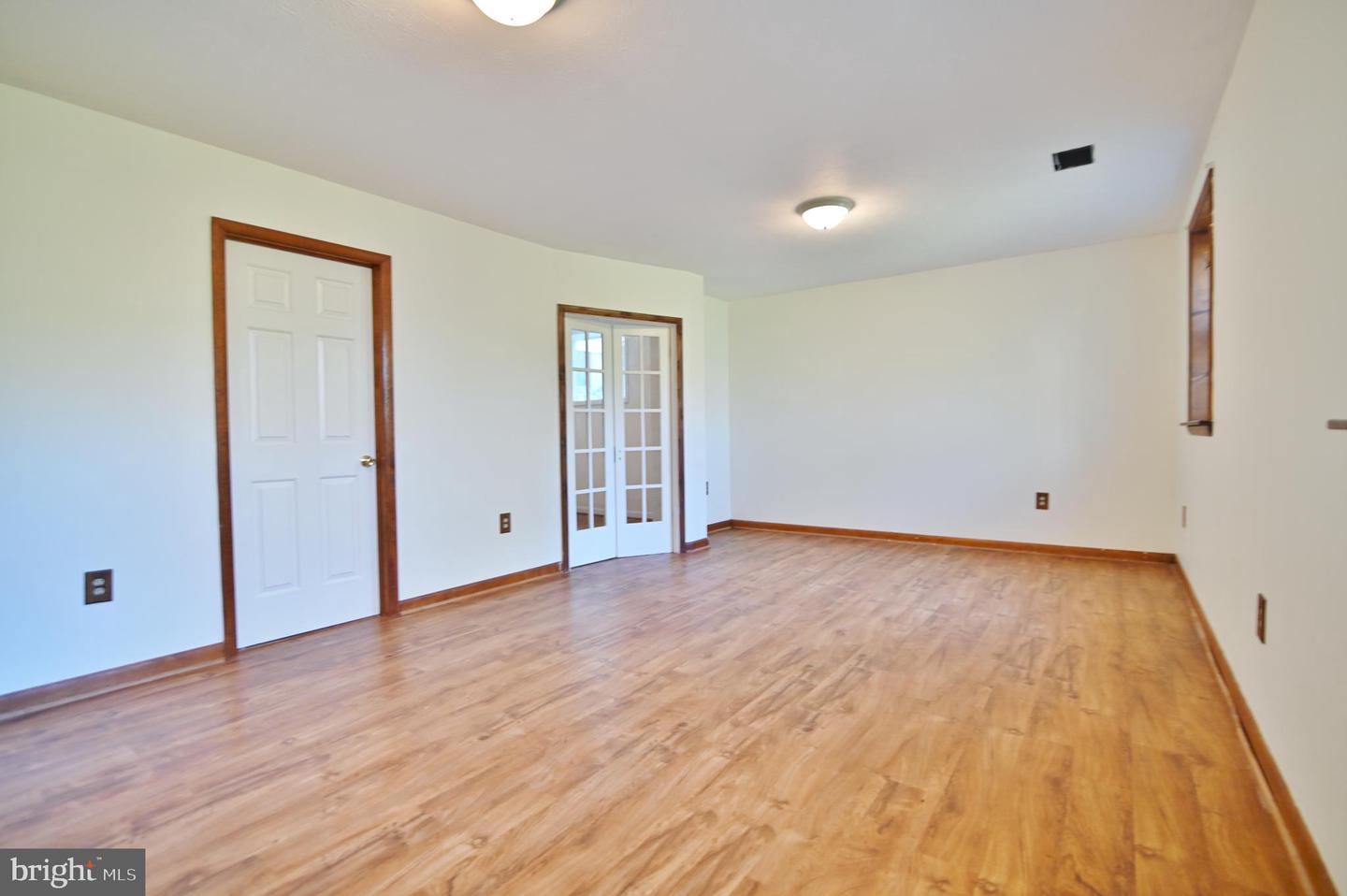 2784 RIDGE HOLLOW RD, EDINBURG, Virginia 22824, 5 Bedrooms Bedrooms, ,4 BathroomsBathrooms,Residential,For sale,2784 RIDGE HOLLOW RD,VASH2012724 MLS # VASH2012724
