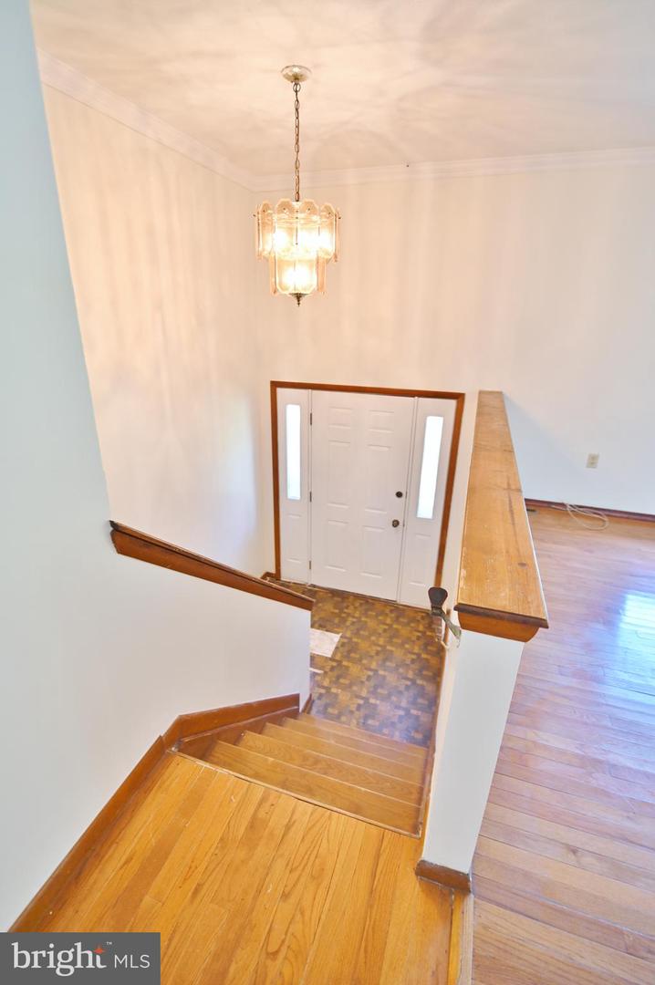 2784 RIDGE HOLLOW RD, EDINBURG, Virginia 22824, 5 Bedrooms Bedrooms, ,4 BathroomsBathrooms,Residential,For sale,2784 RIDGE HOLLOW RD,VASH2012724 MLS # VASH2012724