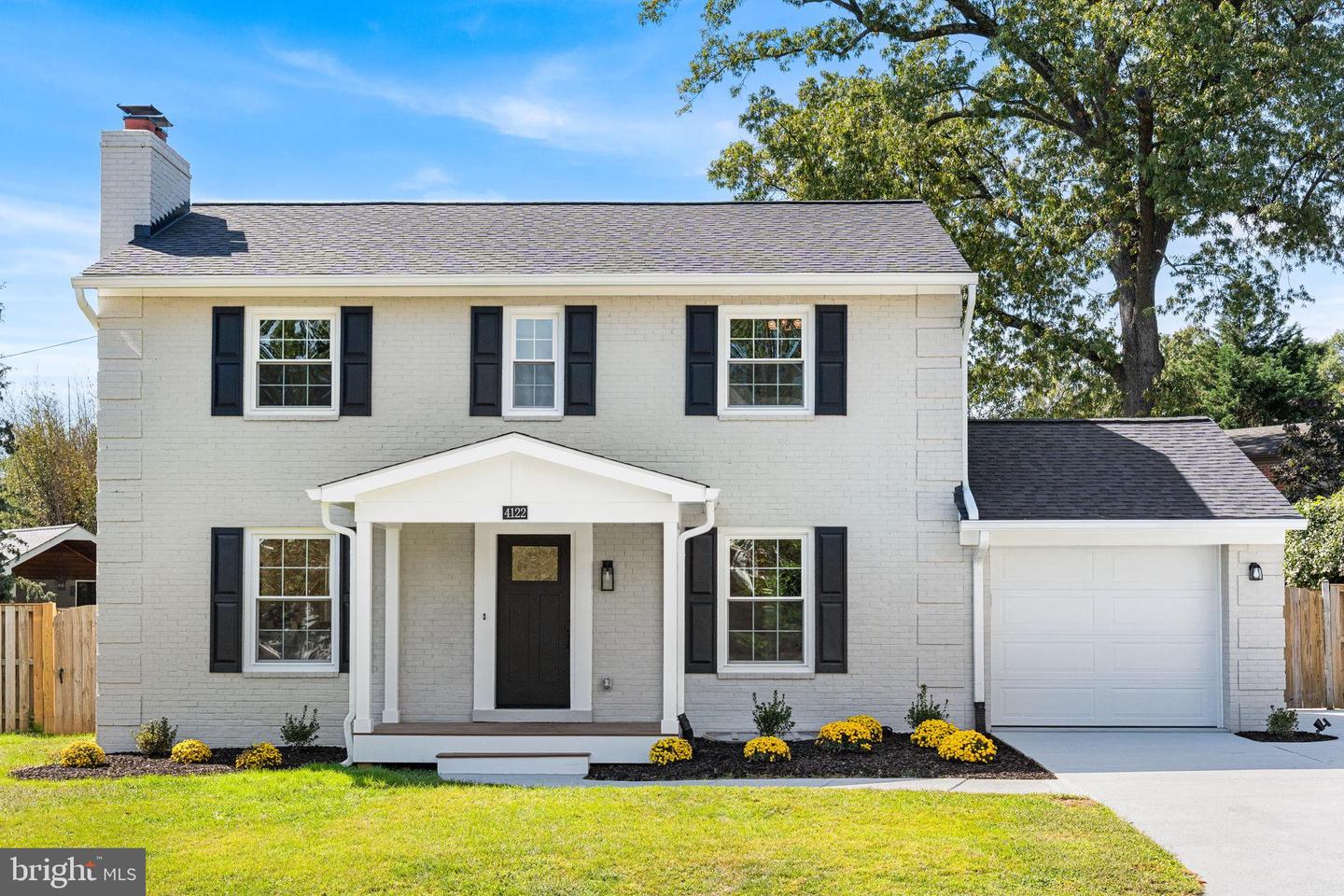 4122 17TH ST N, ARLINGTON, Virginia 22207, 5 Bedrooms Bedrooms, 9 Rooms Rooms,3 BathroomsBathrooms,Residential,For sale,4122 17TH ST N,VAAR2064630 MLS # VAAR2064630