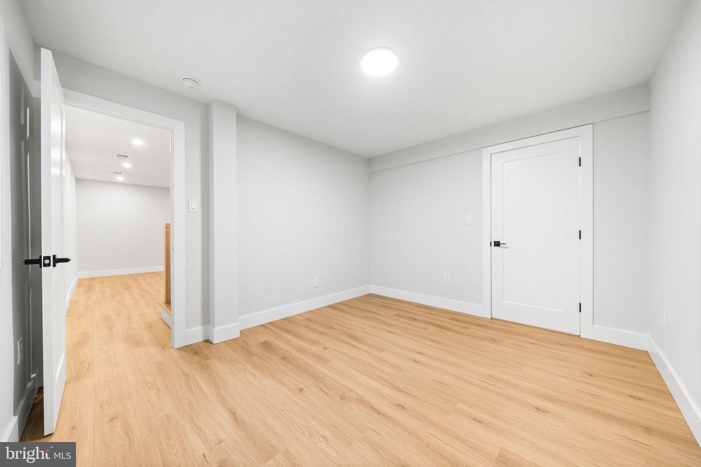 4122 17TH ST N, ARLINGTON, Virginia 22207, 5 Bedrooms Bedrooms, 9 Rooms Rooms,3 BathroomsBathrooms,Residential,For sale,4122 17TH ST N,VAAR2064630 MLS # VAAR2064630