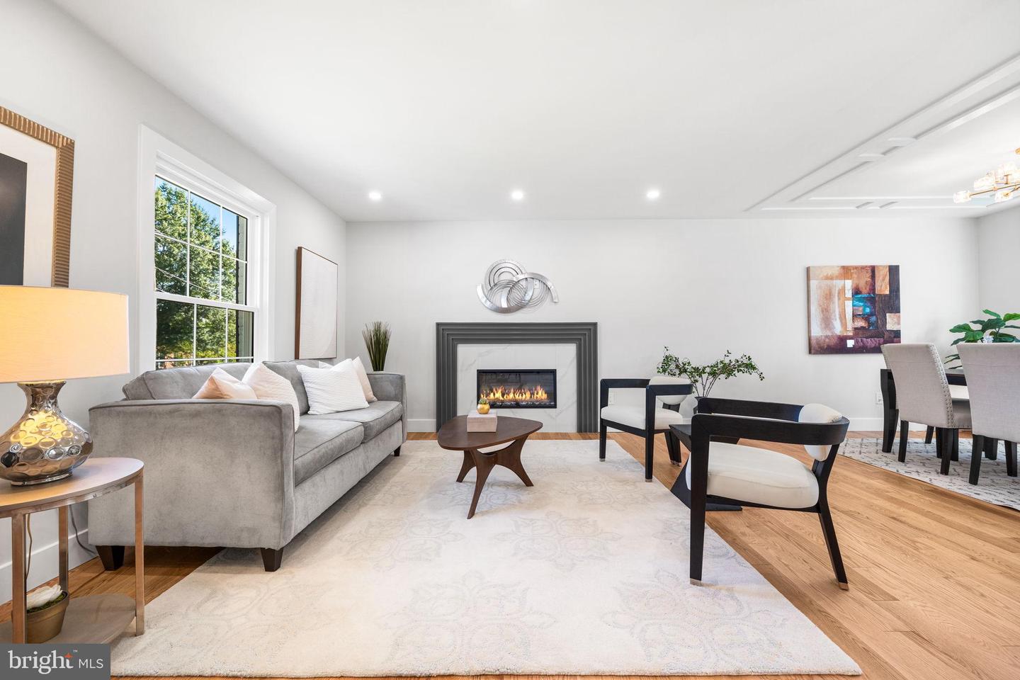 4122 17TH ST N, ARLINGTON, Virginia 22207, 5 Bedrooms Bedrooms, 9 Rooms Rooms,3 BathroomsBathrooms,Residential,For sale,4122 17TH ST N,VAAR2064630 MLS # VAAR2064630