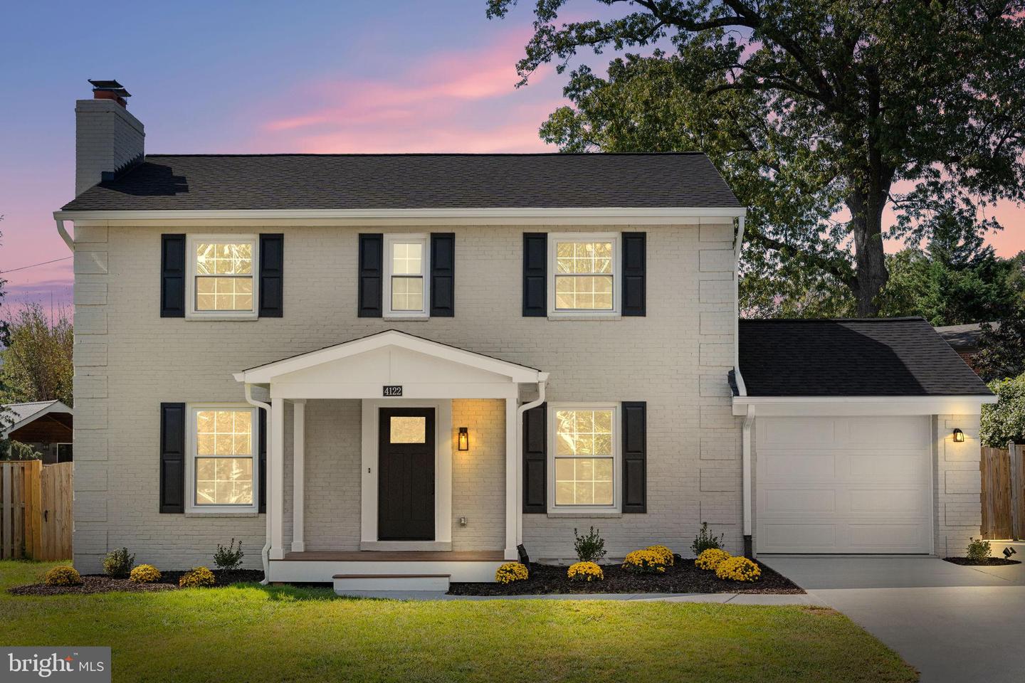 4122 17TH ST N, ARLINGTON, Virginia 22207, 5 Bedrooms Bedrooms, 9 Rooms Rooms,3 BathroomsBathrooms,Residential,For sale,4122 17TH ST N,VAAR2064630 MLS # VAAR2064630